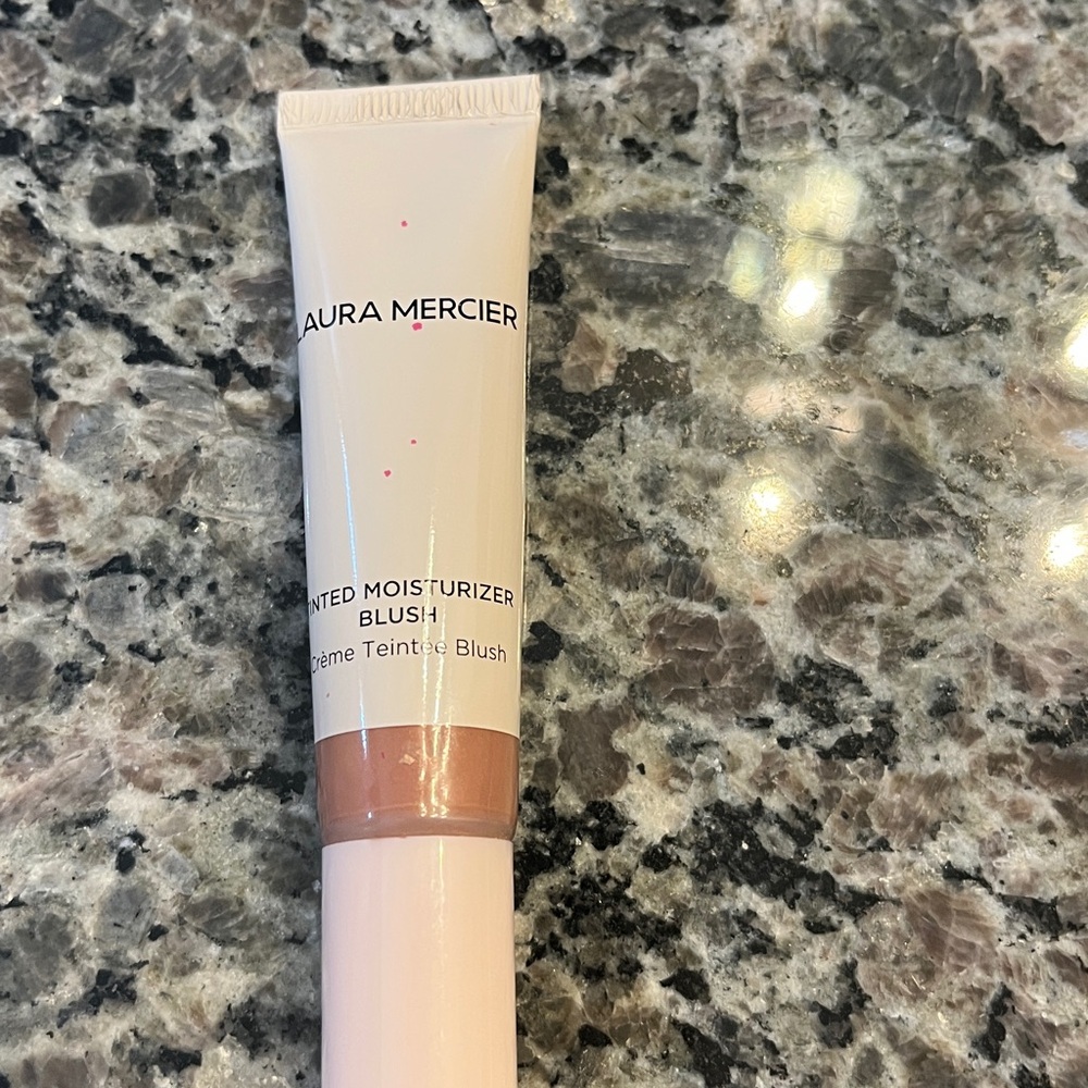 Mac, Too Faced Etc - Picture 16 of 16